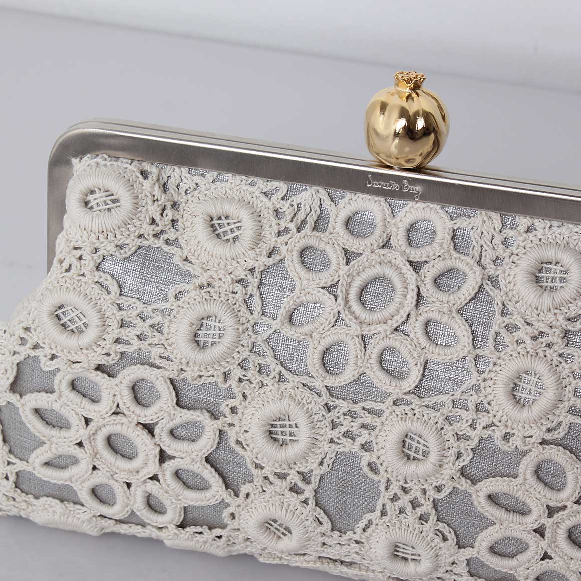 POMEGRANATE WITH CROCHET ON SILVER CLASSIC BAG