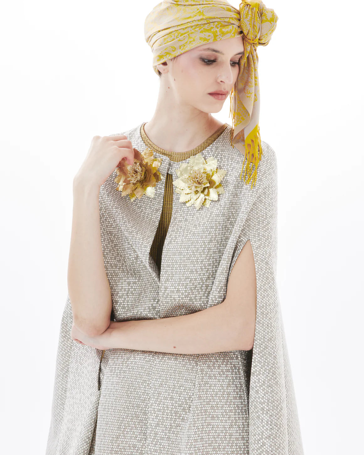 TWIN MAGNOLIAS ON HONEYCOMB GOLD IMPERIAL CAPE