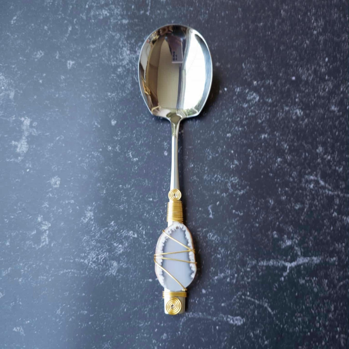 SERVING SPOON WITH AGATE