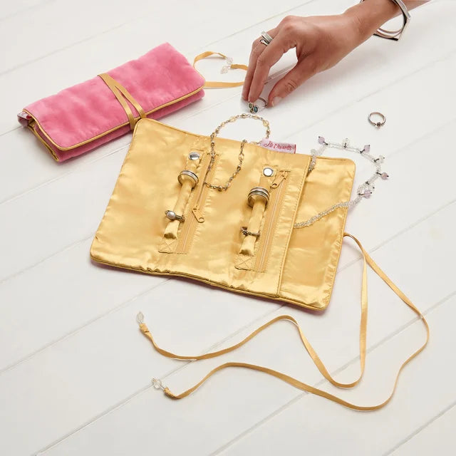 VELVET JEWELRY ROLLS