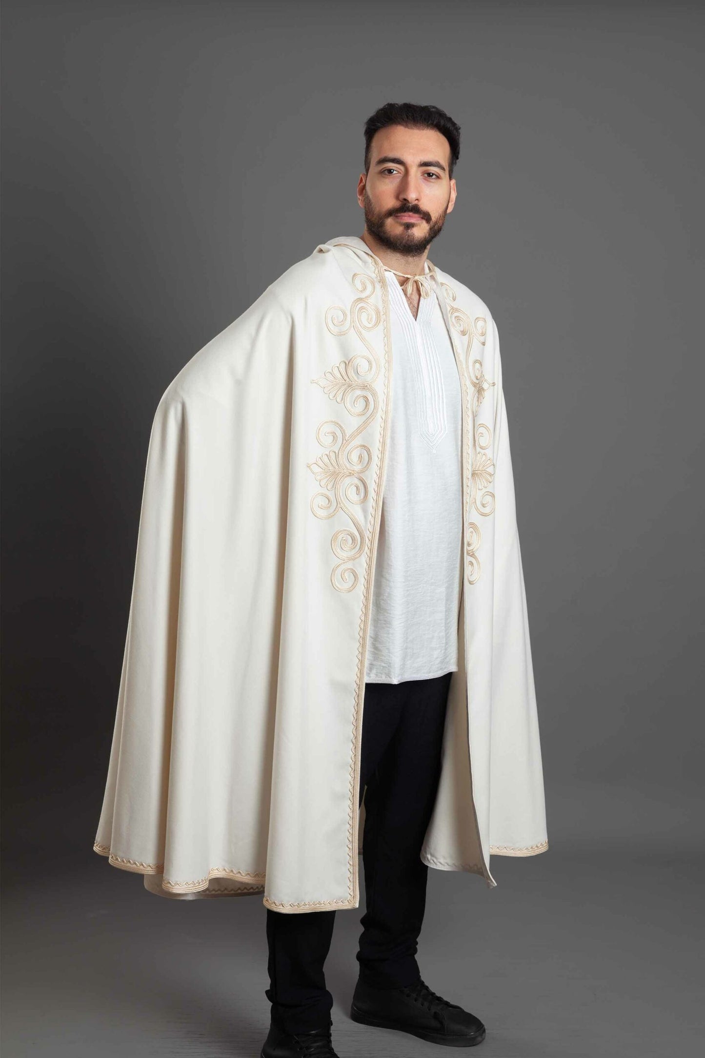 THE ROYAL OFF-WHITE WOOL SELHAM