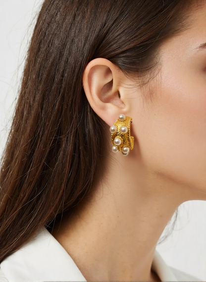CHUNKY GOLDEN PEARL HOOPS