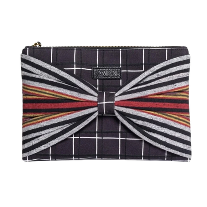 CARRIE CLUTCH IN BLACK