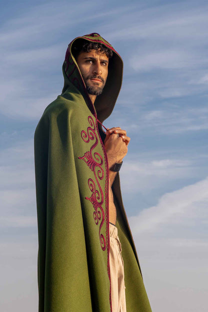 THE OLIVE-BURGUNDY WOOL SELHAM