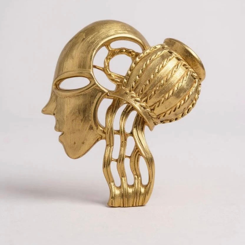 ARTISTIC AQUARIUS ZODIAC BROOCH