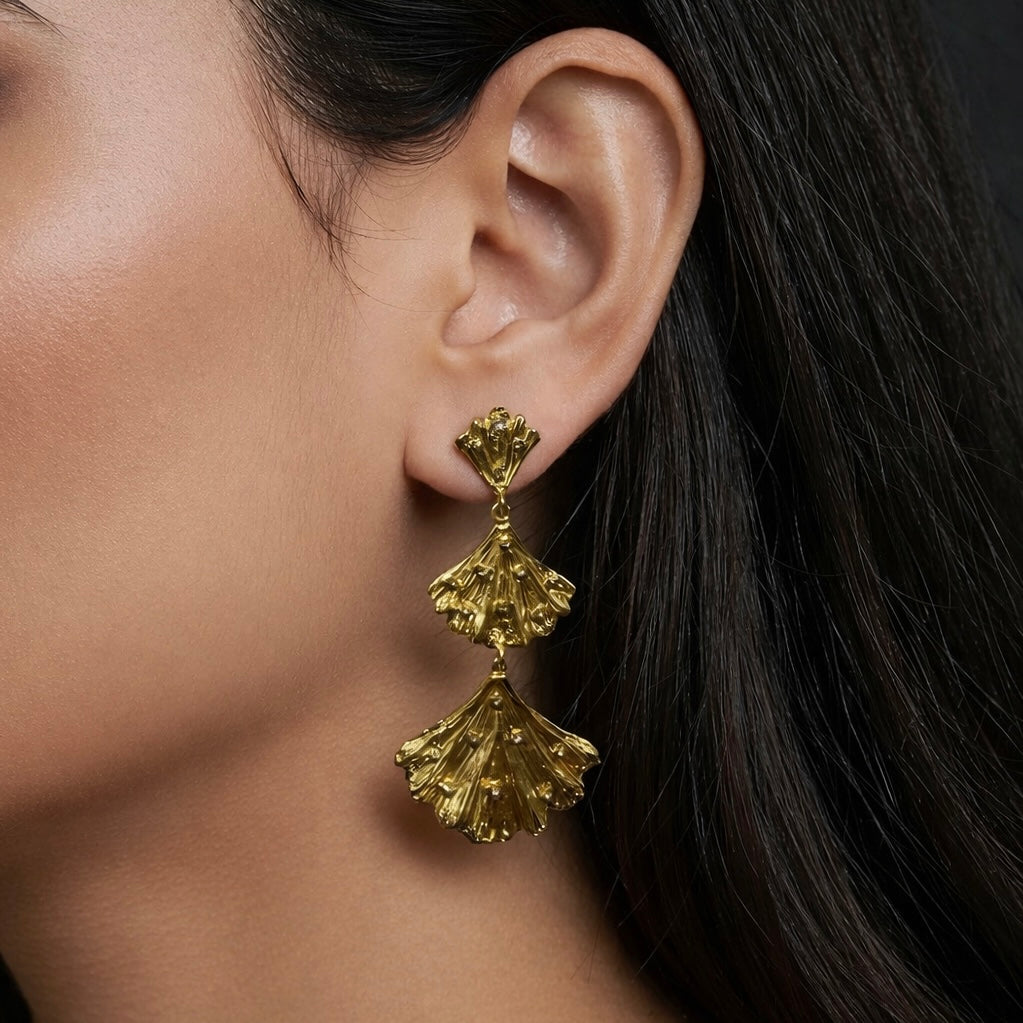 TRIPLE FAN GOLD EARRINGS