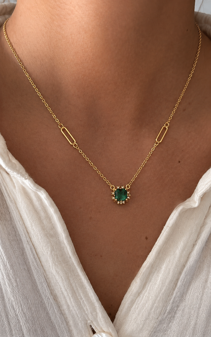 ESME EMERALD NECKLACE