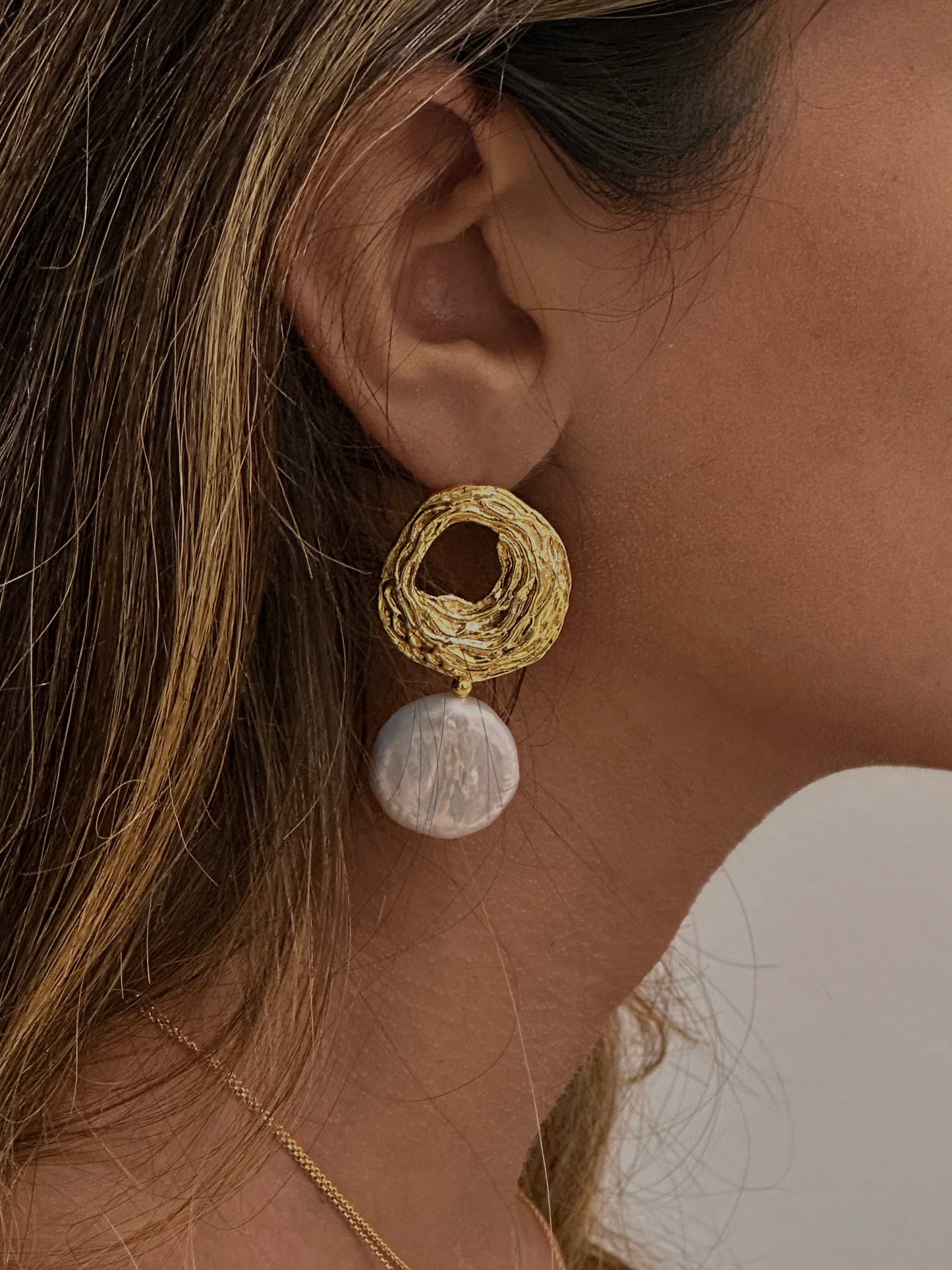 GOLDEN REEF EARRINGS