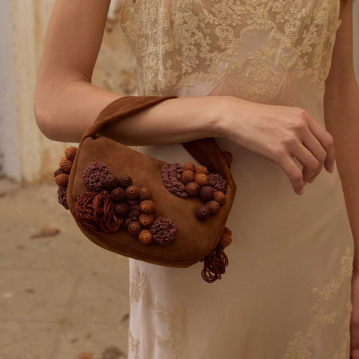 MOSS ON BROWN SUEDE LE PETIT