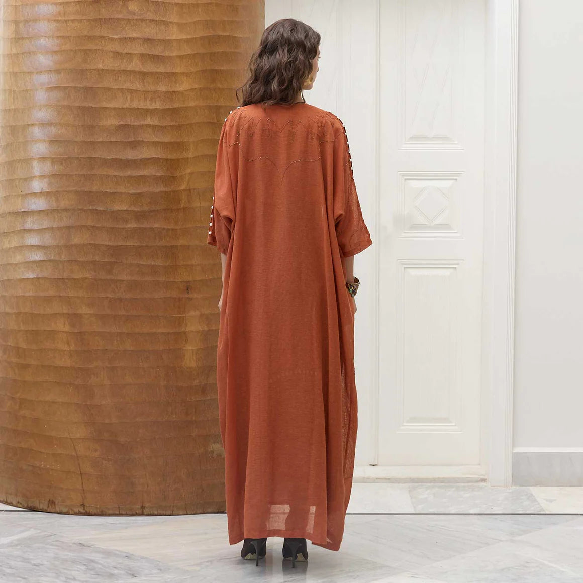 PEARL DROPS ON PALM RUST ABAYA