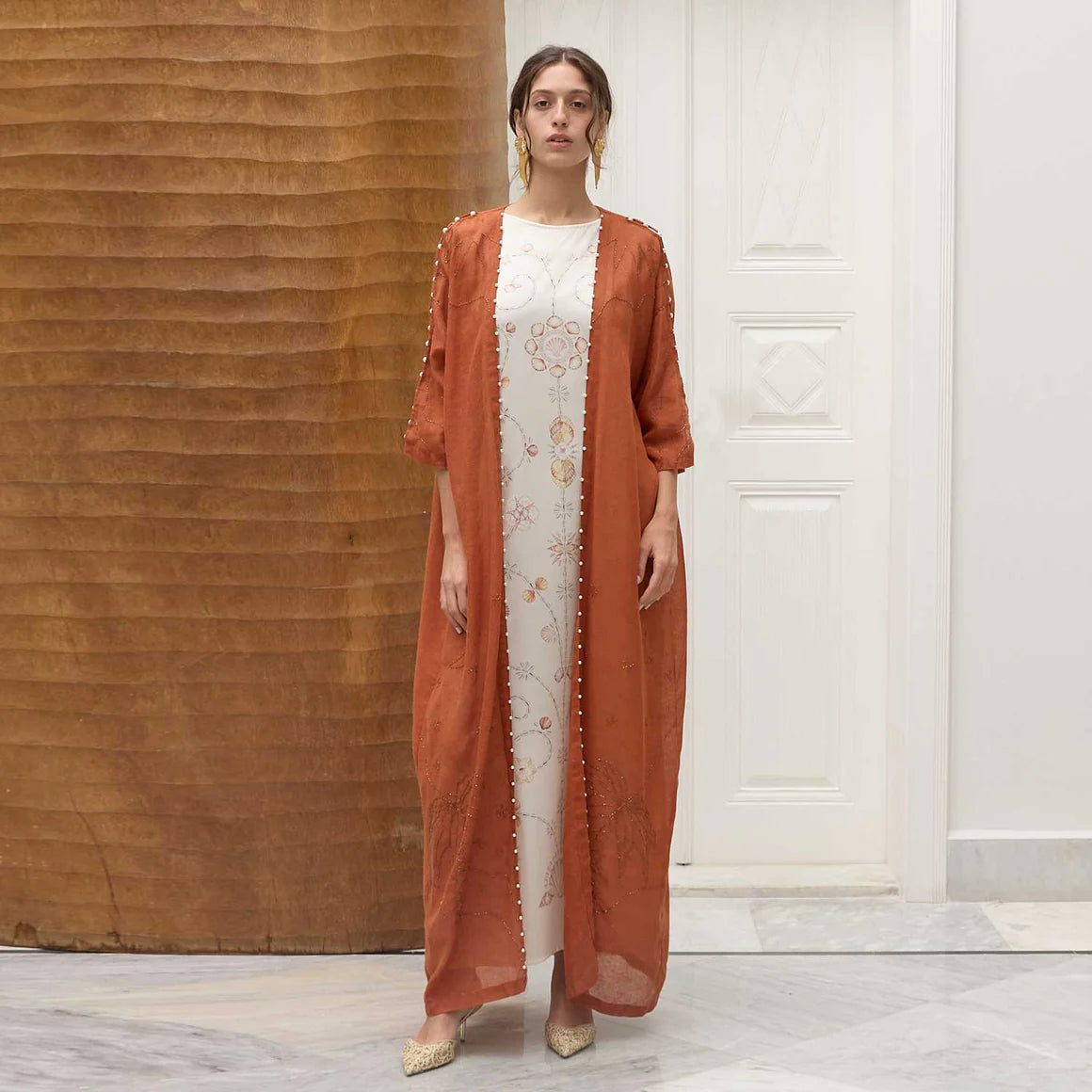 PEARL DROPS ON PALM RUST ABAYA