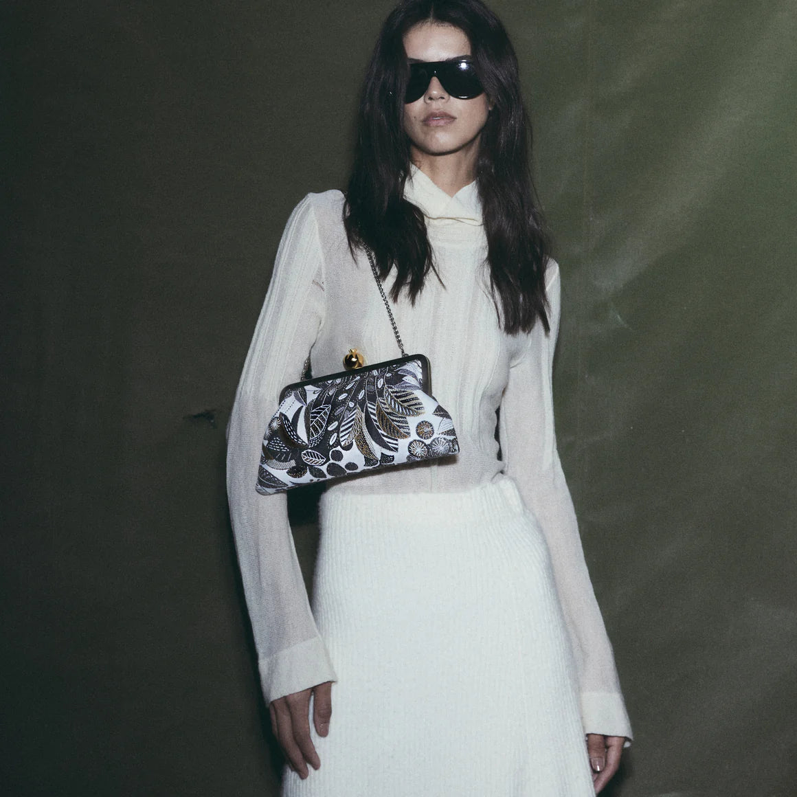 POMEGRANATE ON JUNGLE CLASSIC BAG