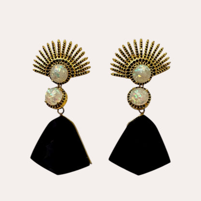 PYRAMID NAVY EARRINGS