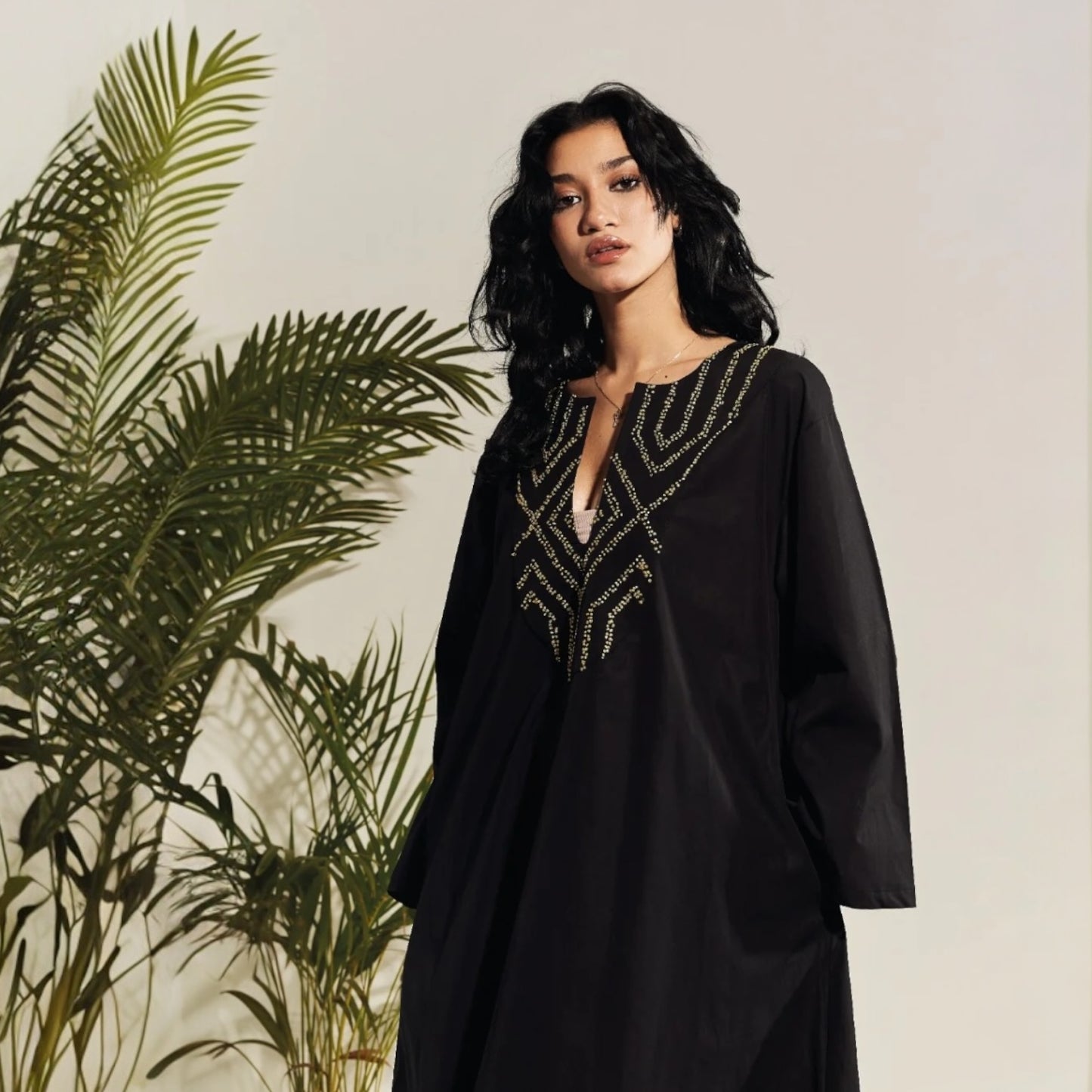 BLACK POPLIN JALABIYA