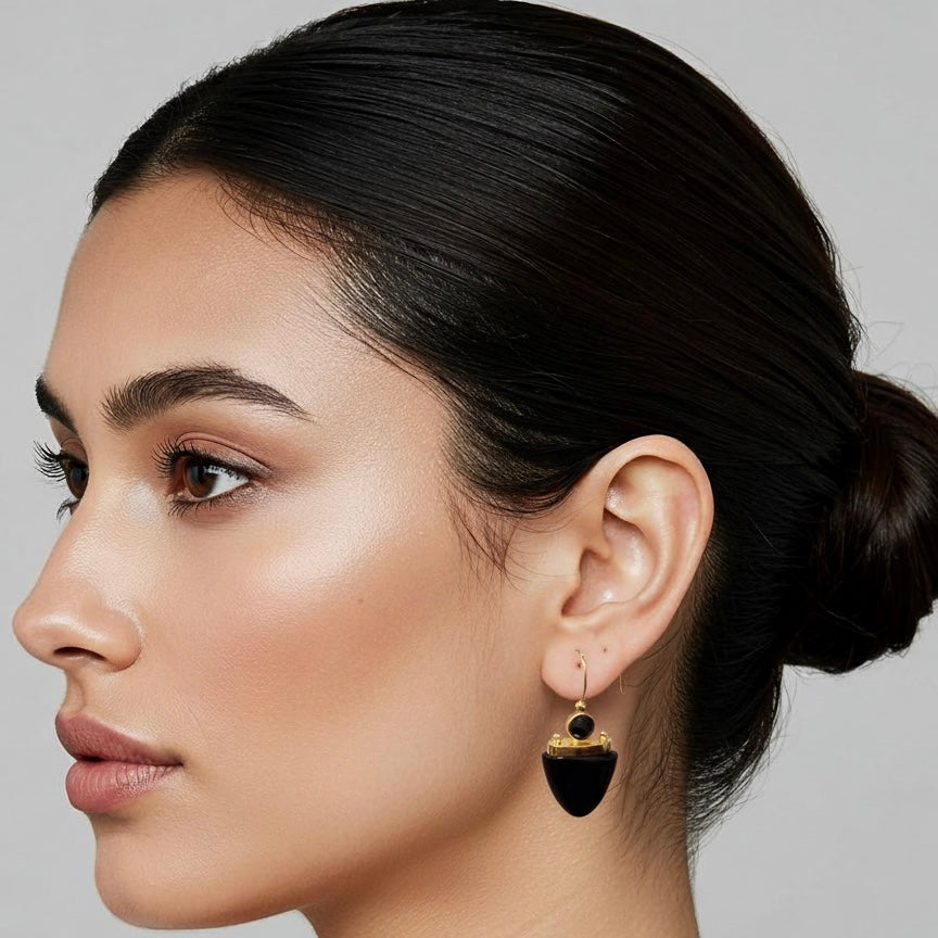 BLACK STONE EARRINGS