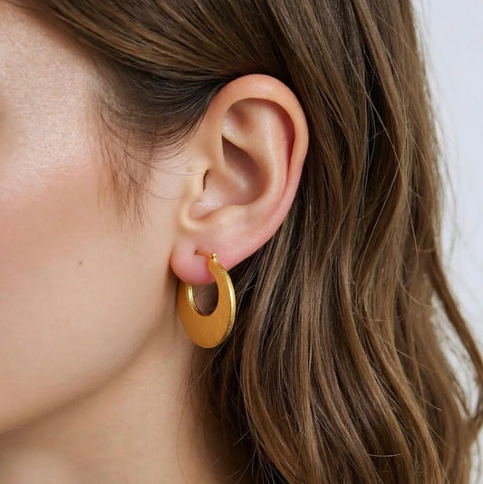 TEXTURED GOLD HOOP EARRINGS